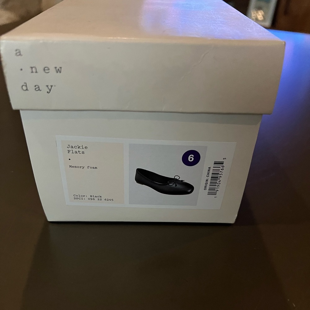Black flats size 6